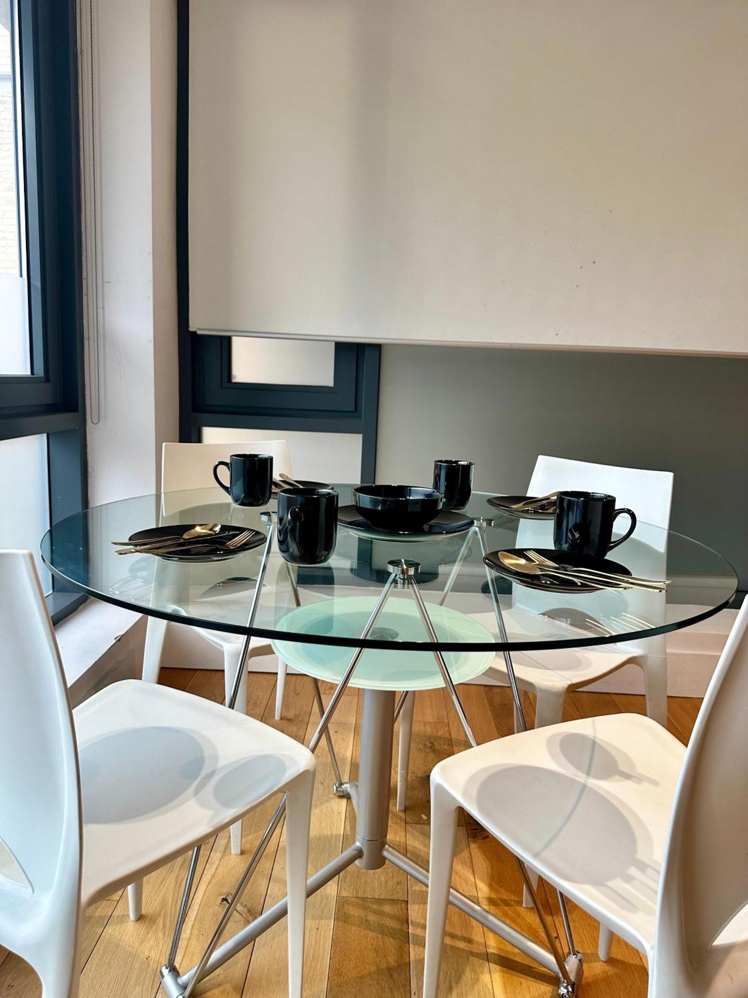 Stylish 4 Mins From Station *